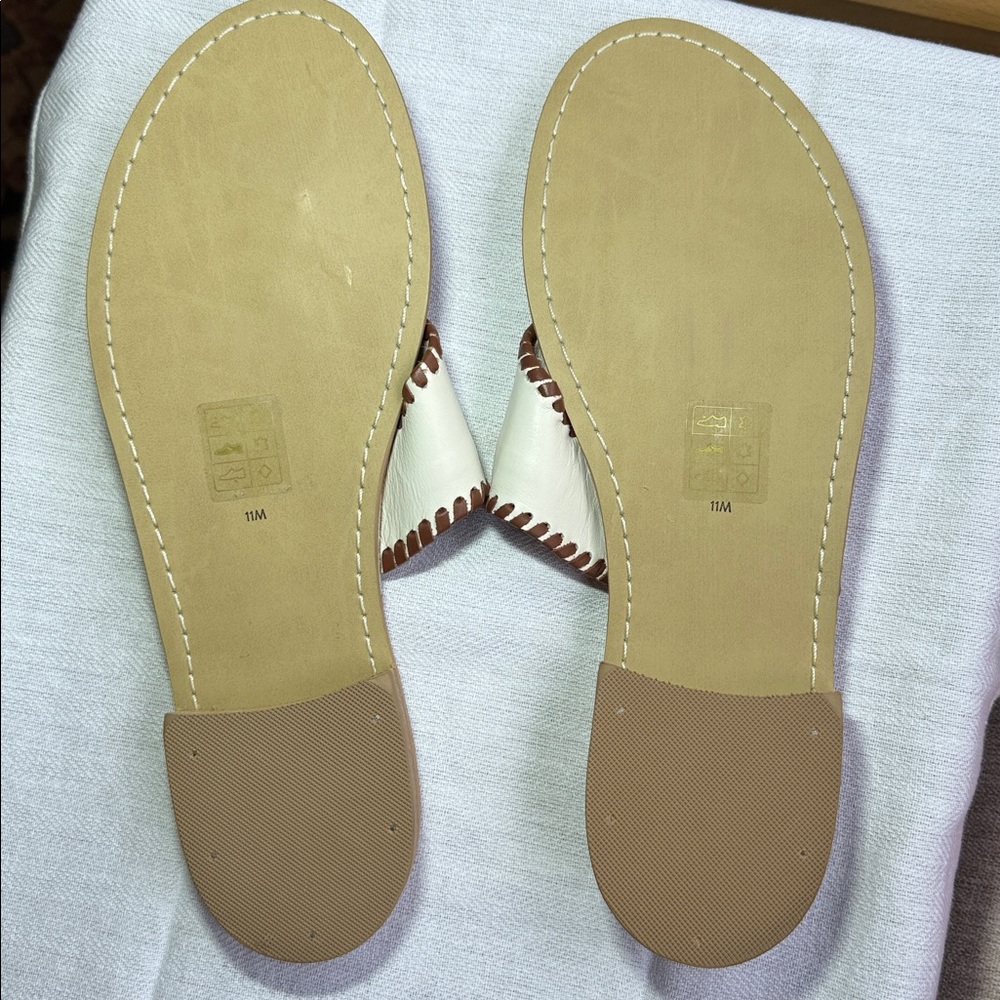 NWOT! Jack Rogers Embroidered Dachshund Sandals in Cream and Tan - Picture 4 of 6